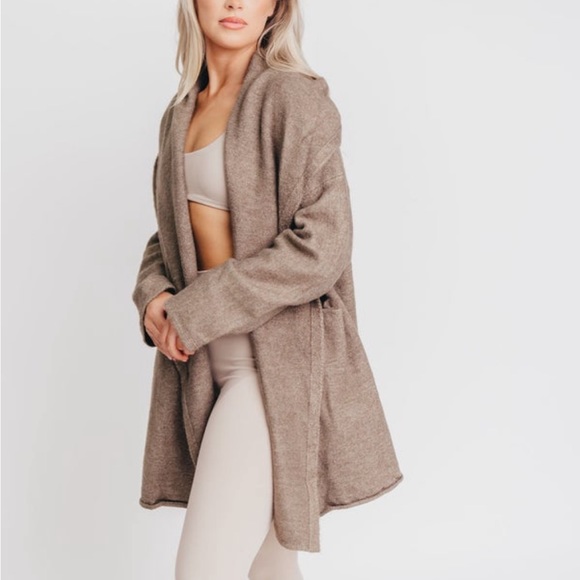 Worth collective NWTsoft high quality thick & warm coatigan with hood & pockets - Picture 8 of 9